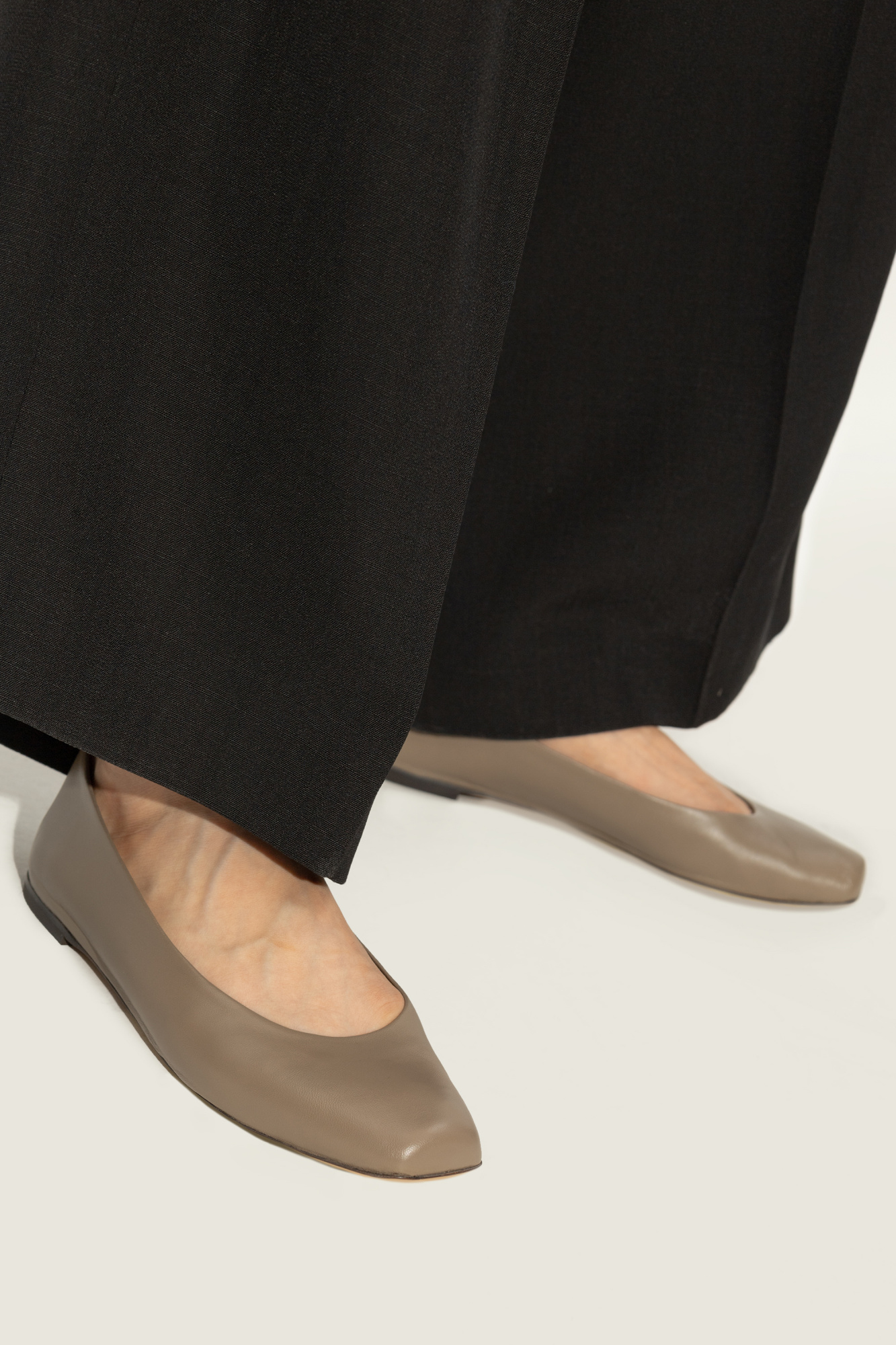 VIP【関税送料無料】希少 EMPORIO ARMANI BALLET FLATS Emporio Armani Leather ballet flats | Women's Shoes | Vitkac
